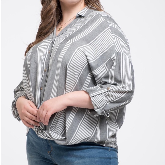 Grey Front Twist Button up top - Picture 5 of 5